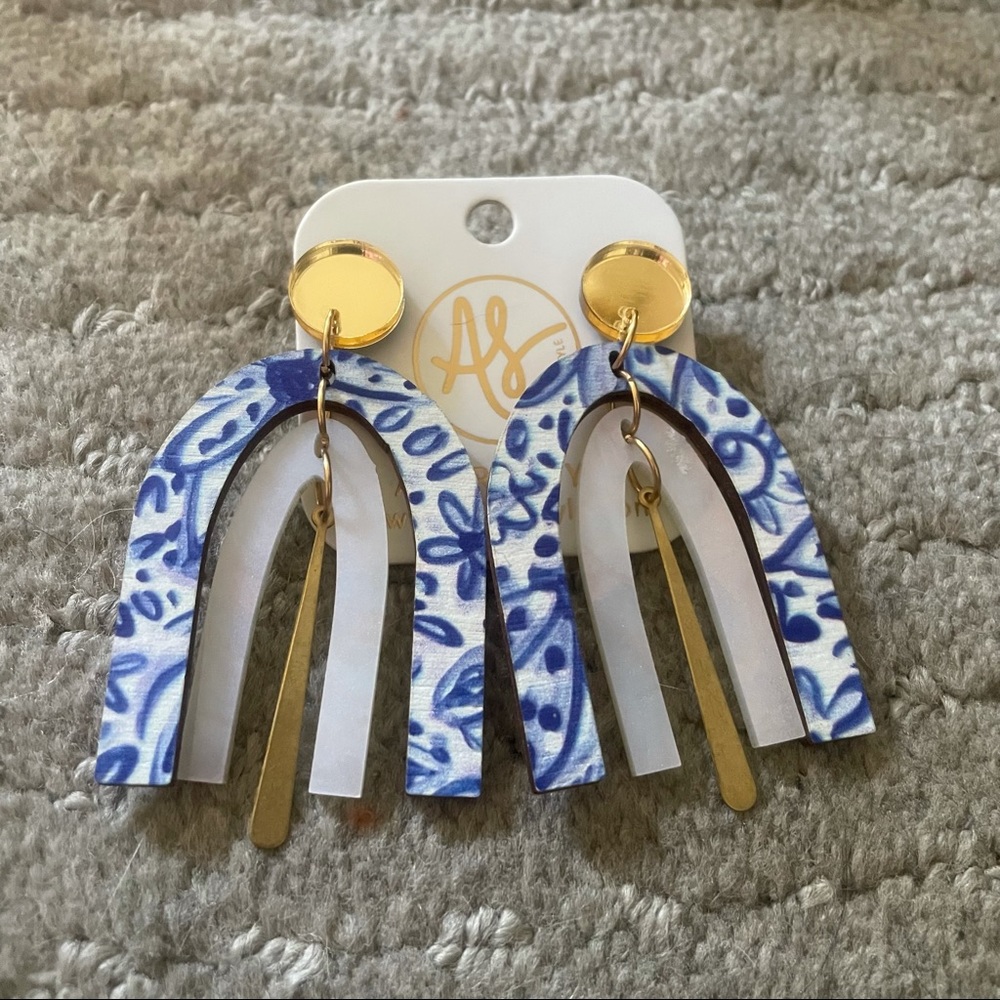 Audra Style Blue and White Dorothy Earrings